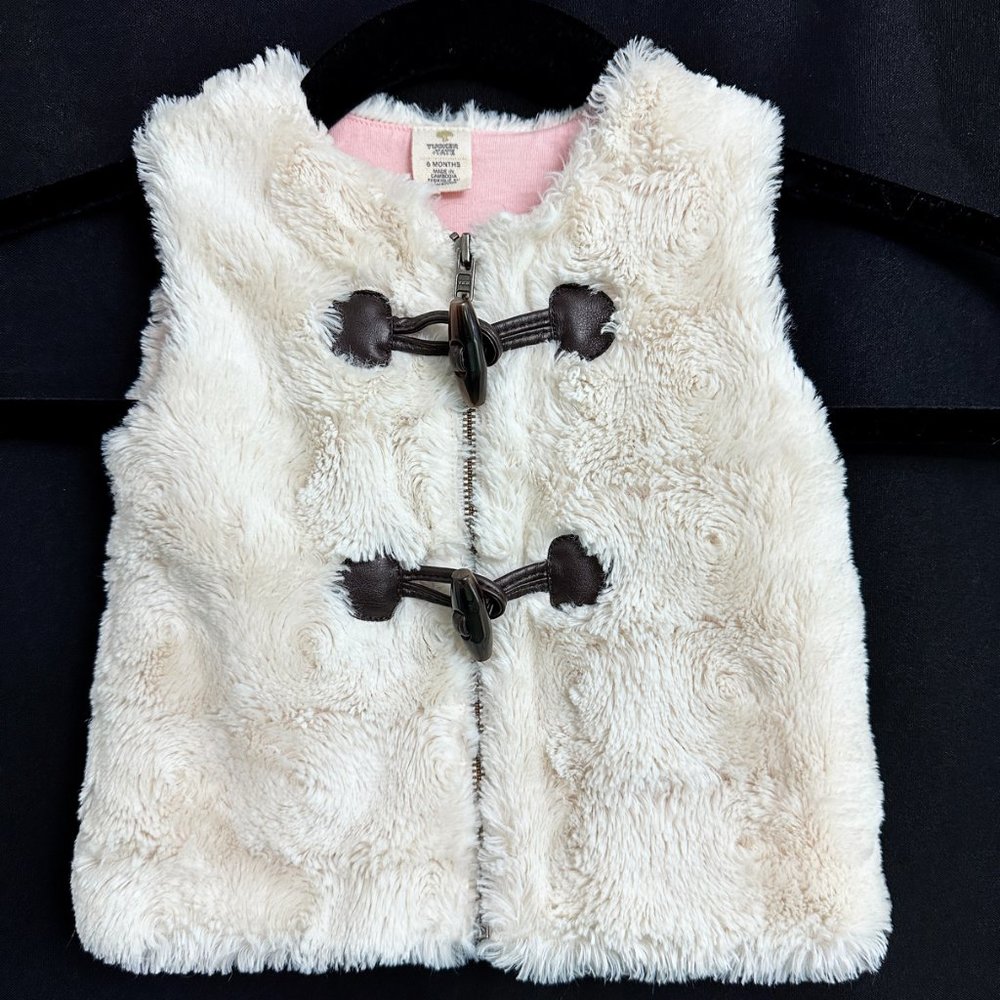 Baby Tucker + Tate White Fuzzy Vest - 6 months